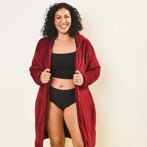 Black & Nude Seamless Incontinence Briefs | Moderate Protection | Sizes 10 to 20 - Mint Global
