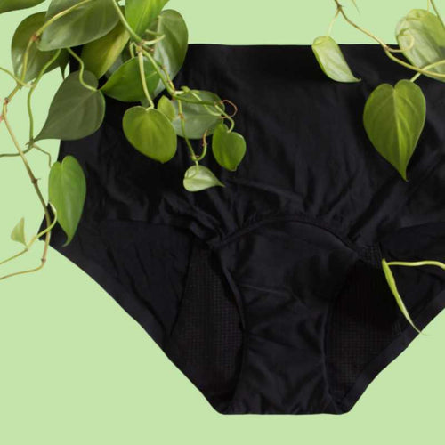 Black Seamless Period Undies | Medium Flow | Sizes 10 to 18 - Mint Global